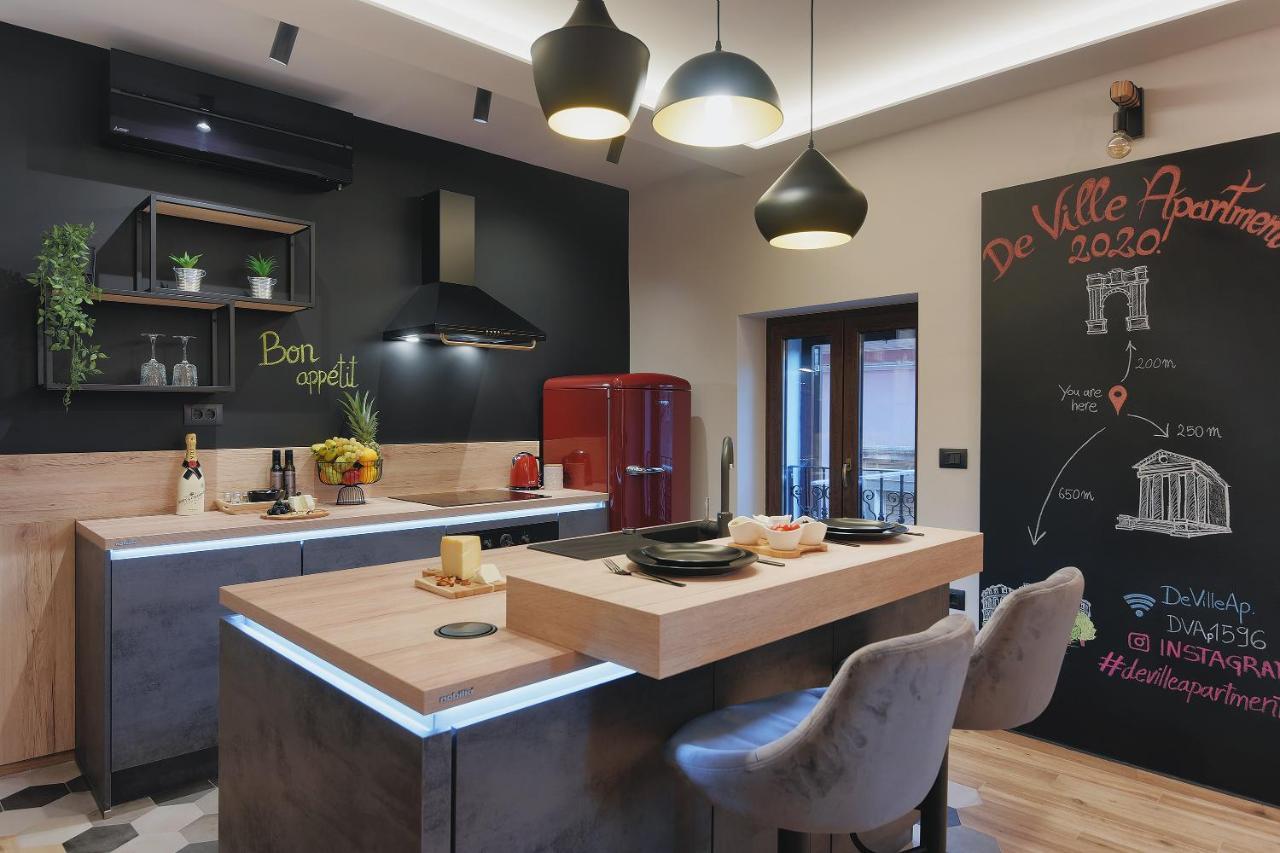 Apartment De Ville 2020 With Free Parking Pula Bagian luar foto